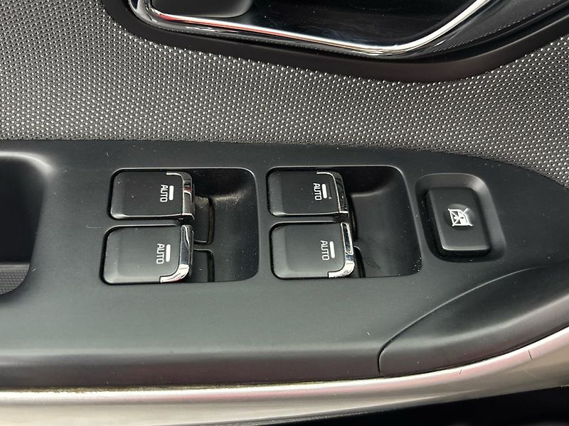 Kia Ceed Exclusive DCT - fotka 21 z 27