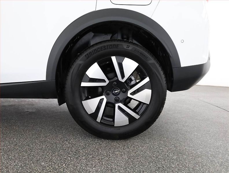 Opel Frontera (2025) 1.2 hybrid - fotka 19 z 20