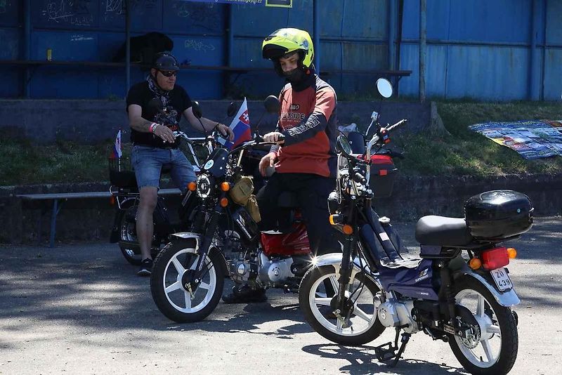 Moped sraz v Brně-Chrlicích