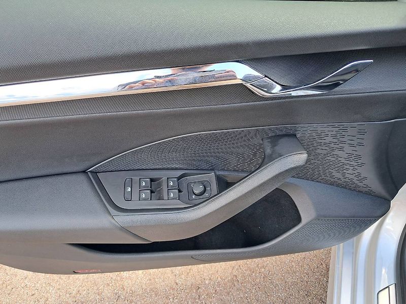 Škoda Octavia (2023) COMBI IV  STYLE 2.0 TDI / 85 k - fotka 15 z 28