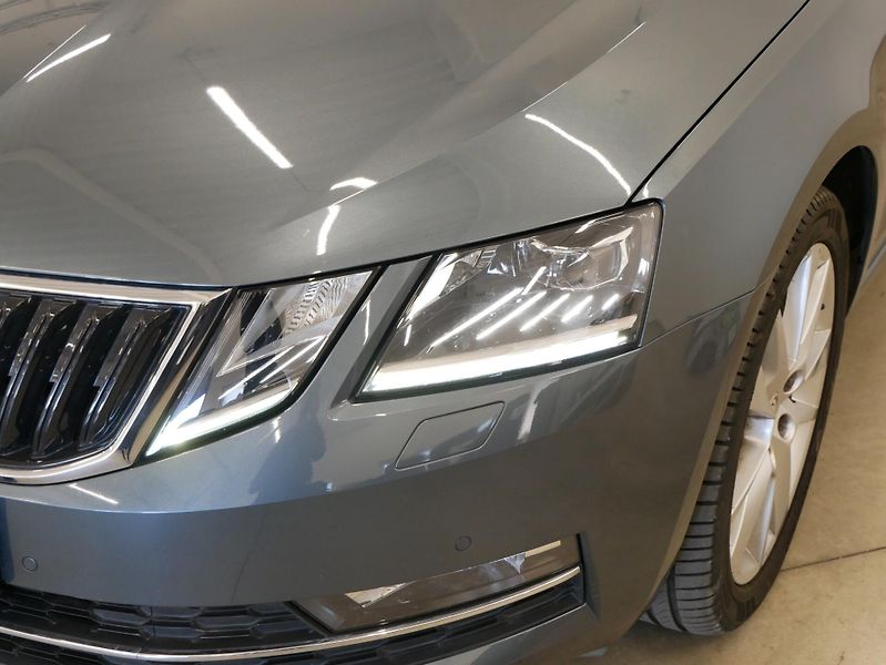 Škoda Octavia - fotka 9 z 27