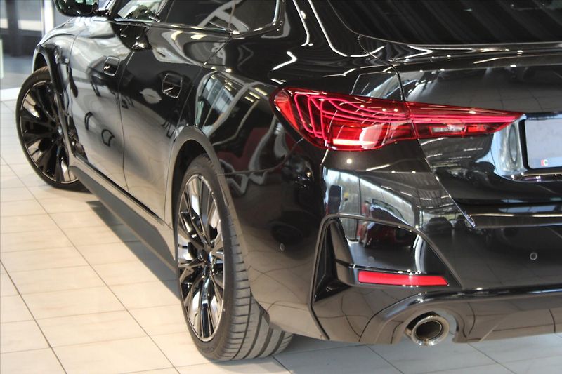 BMW Řada 4 420d xDrive M Sport Pro GranCo - fotka 34 z 37
