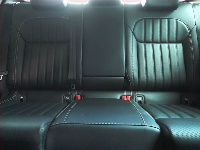 Škoda Superb (2022) Laurin&Klement 2.0 TSI - fotka 10 z 17