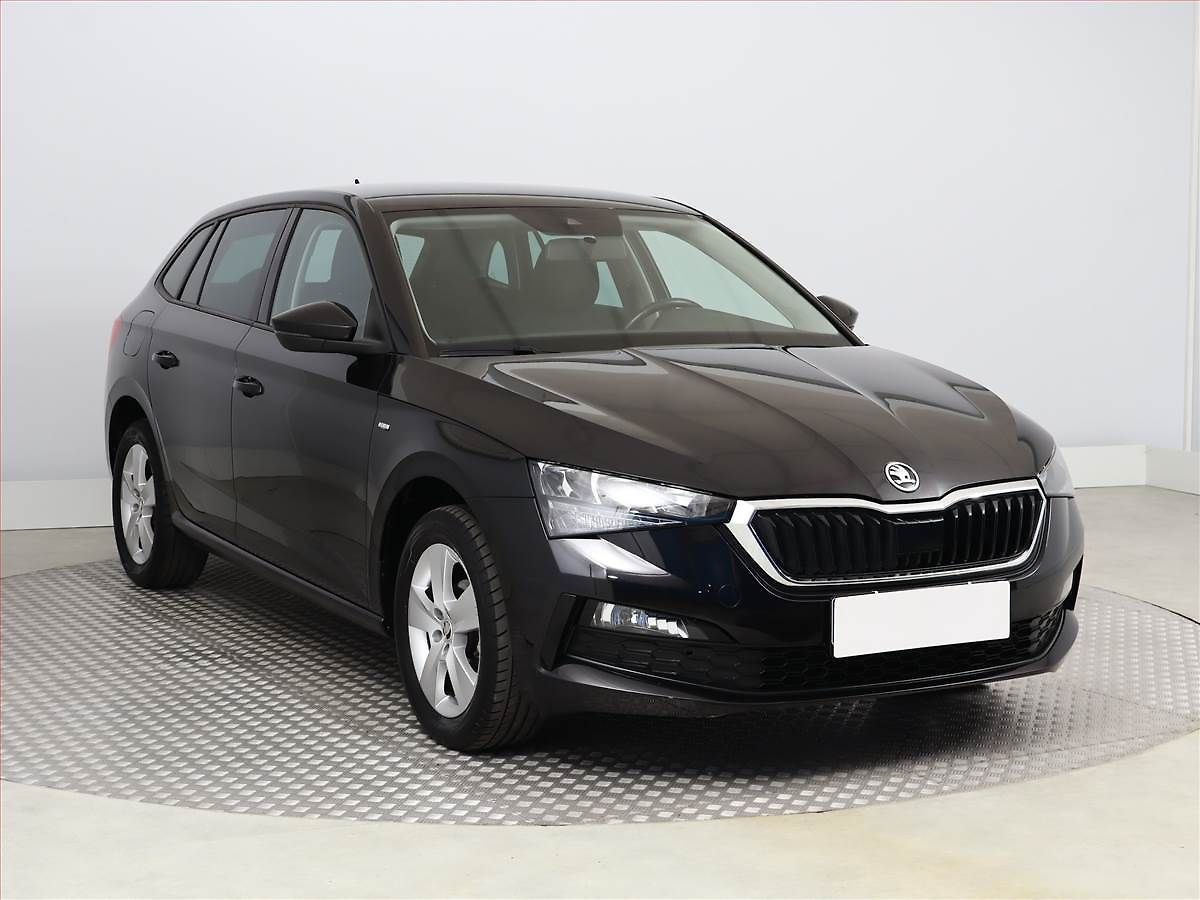 Škoda Scala Ambition 1.0 TSI, ČR,1.maj