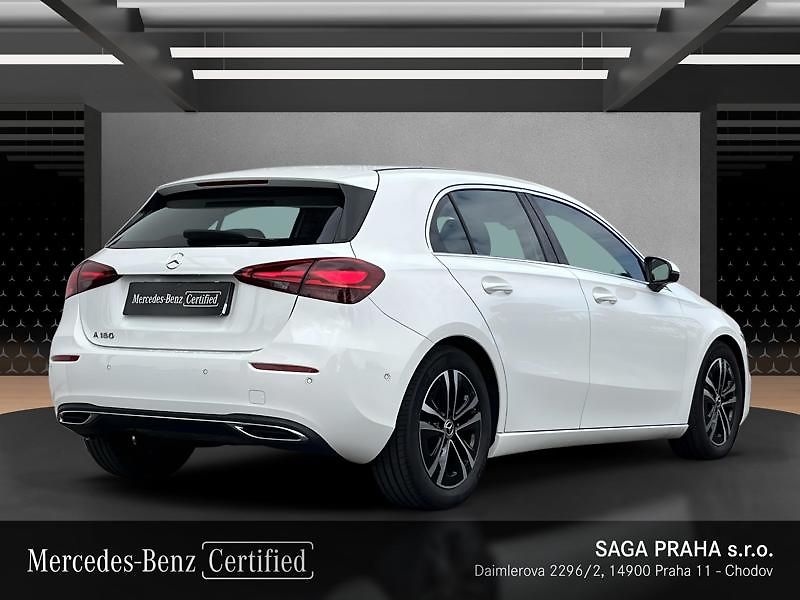 Mercedes-Benz Třídy A A-Třída 180 Progressive Editio - fotka 4 z 20