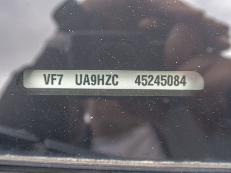 Citroën Grand C4 Picasso (2008) ČR 1.6HDI 80KW – 7SEDADEL - fotka 38 z 41