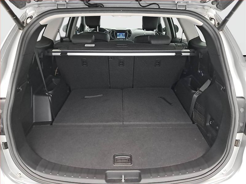 Hyundai Santa Fe (2015) 2.2 CRDi, 4X4, Automat - fotka 14 z 26