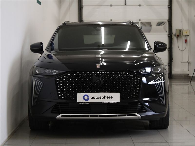 DS Automobiles DS7 Crossback 1,6 PHEV 360koní 4x4 VÝPRODEJ! - fotka 2 z 31