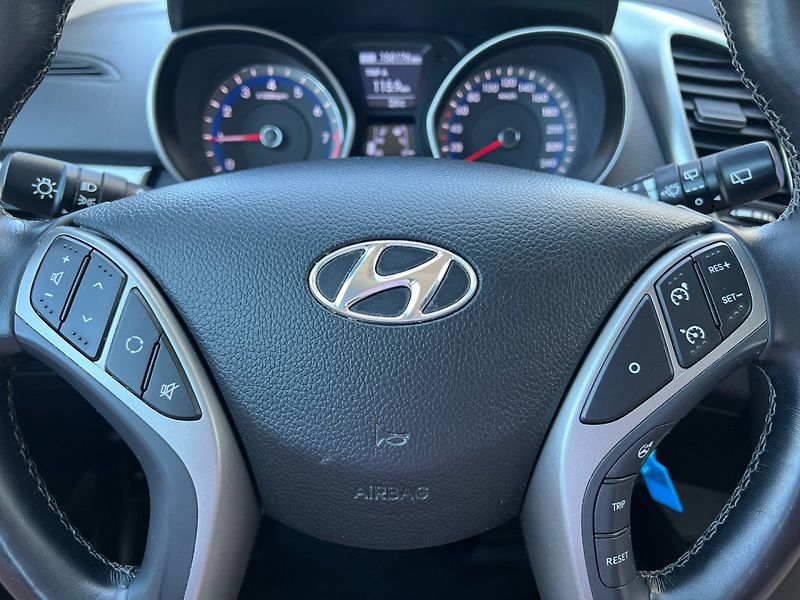 Hyundai i30 (2014) 1.4CVVT ČR+1.maj.! 2 sady kol! - fotka 20 z 24