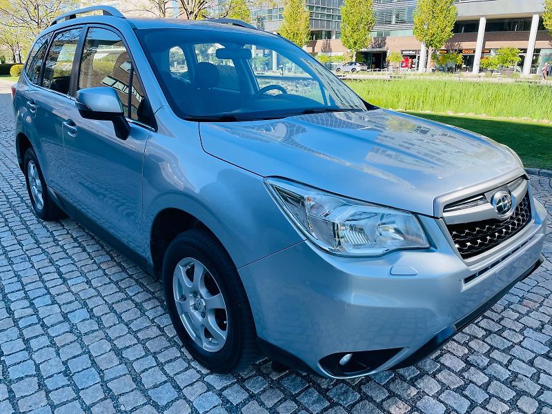 Subaru Forester 2.0i 4x4 AUT TAŽNÉ SERVISKA - fotka 7 z 43