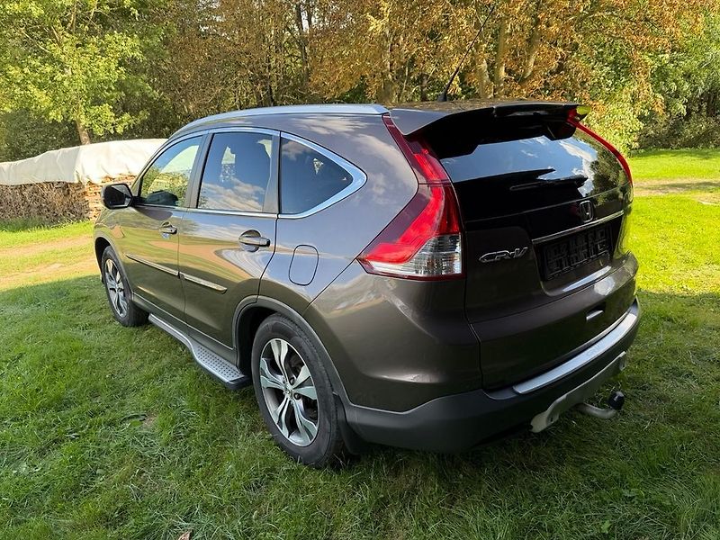 Honda CR-V (2013) - fotka 3 z 36