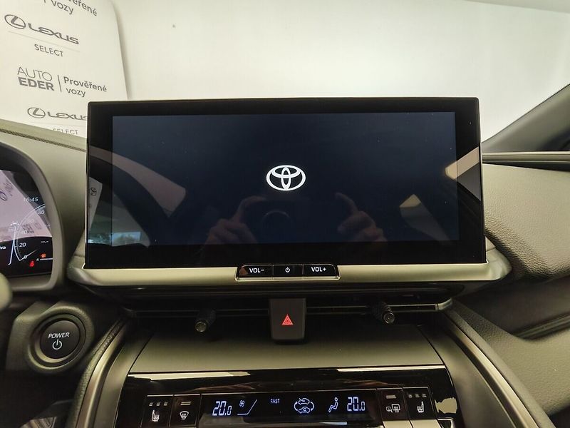 Toyota C-HR 2,0 Plug-in Hybrid Style - fotka 29 z 38