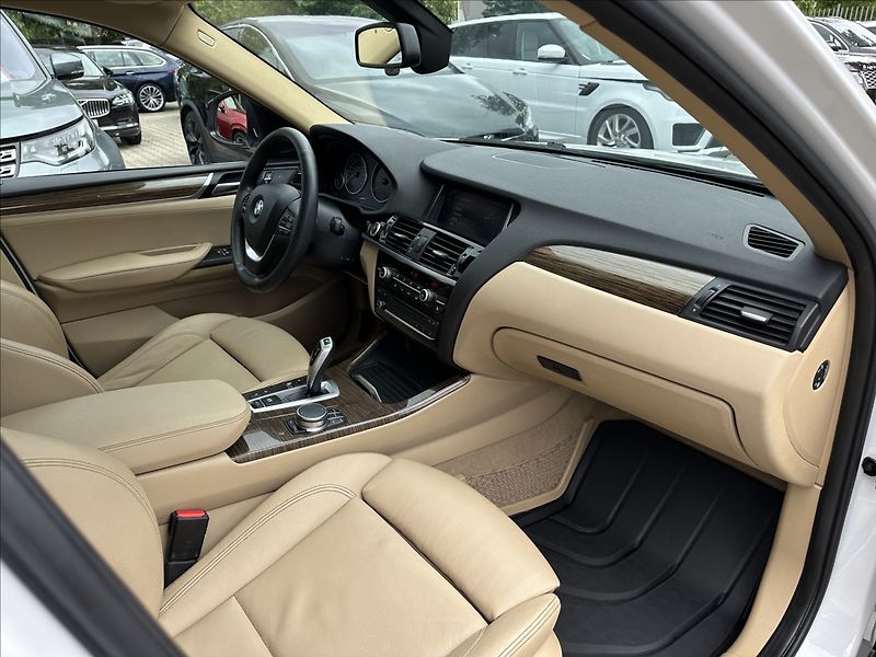 BMW X4 20d Xdrive Sport - fotka 11 z 31