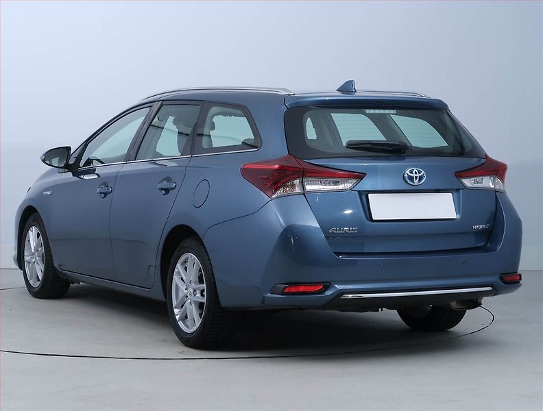 Toyota Auris (2018) Hybrid, Automat, ČR,1.maj - fotka 4 z 19