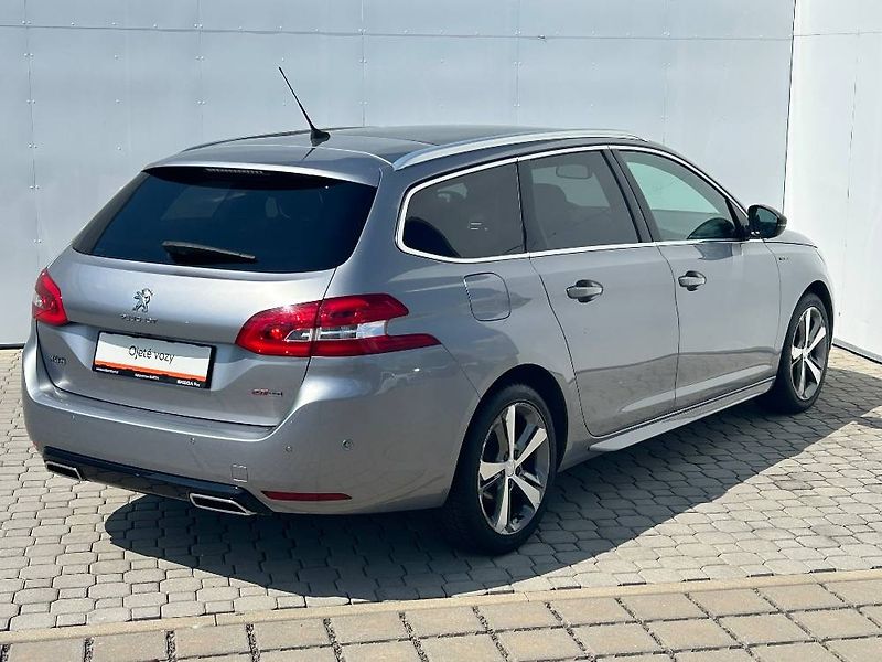 Peugeot 308 GT S&S EAT8 1.5 BlueHDi - fotka 2 z 23