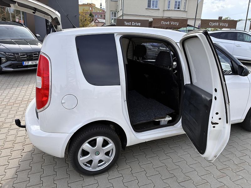 Škoda Roomster PRAKTIK 1.2TSi 63kW KLIMA  - fotka 18 z 18