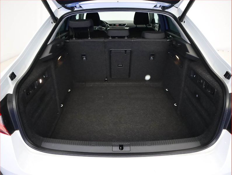 Škoda Superb (2015) 2.0 TDI, Automat, Bi-Xenony - fotka 14 z 20