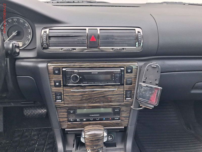 Škoda Superb (2007) 2.5TDi, ČR, AT - fotka 12 z 16