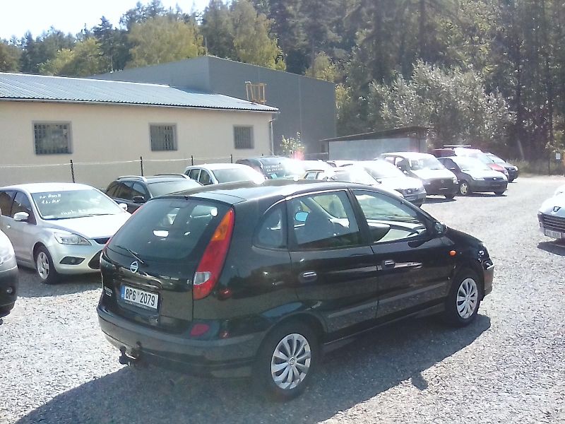Nissan Almera Tino (2005) 1.8i 16V, kola navíc, závěs - fotka 8 z 32