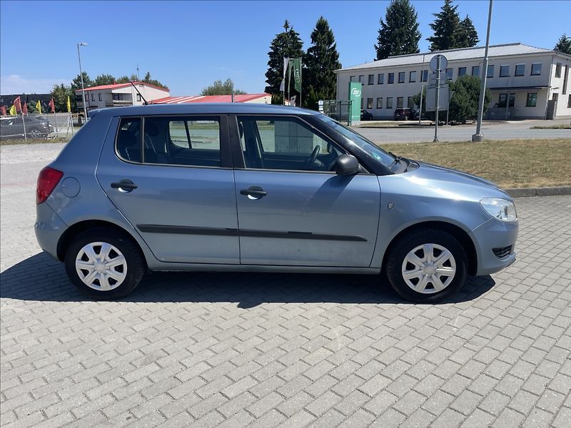 Škoda Fabia 1,4 i 16V 63kw Klima ESP Ambie - fotka 28 z 29