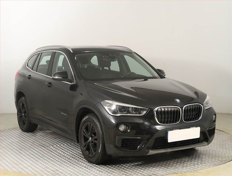 BMW X1 (2016) xDrive18d, 4X4, Automat - fotografie inzerátu