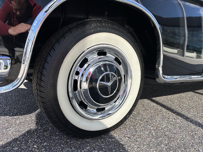 Mercedes-Benz Ostatní 220 S PONTON CABRIOLET - fotka 11 z 28