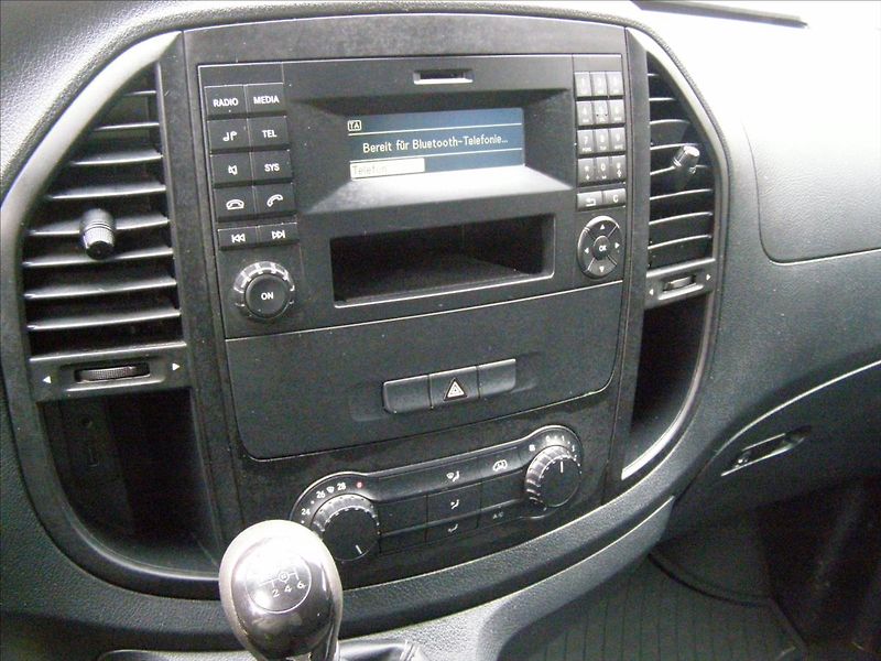 Mercedes-Benz Vito 1,6   111CDI LONG 84KW - fotka 16 z 27