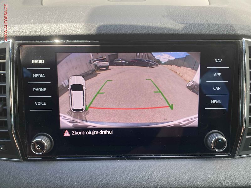 Škoda Karoq (2019) 2.0 TSi 4x4, SportLine, DSG - fotka 20 z 21