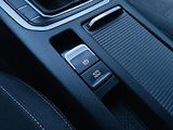 Volkswagen Passat 2.0TDI MANUÁL VÝHŘEV KAMERA - náhled 36