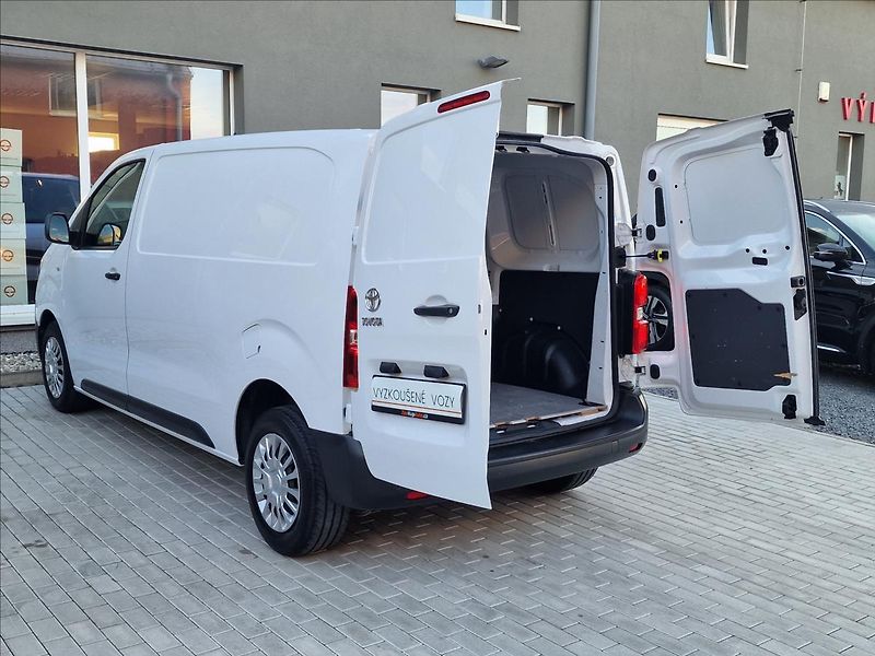 Toyota ProAce 2.0 D-4d 106kW L1, ČR, 1.Maj. - fotka 38 z 46
