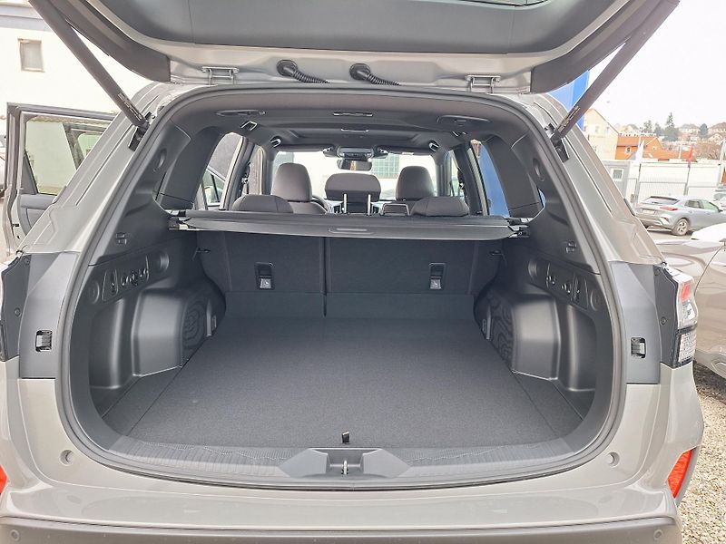 Subaru Forester (2026) Comfort s NAVI -65.000 Kč - fotka 12 z 21