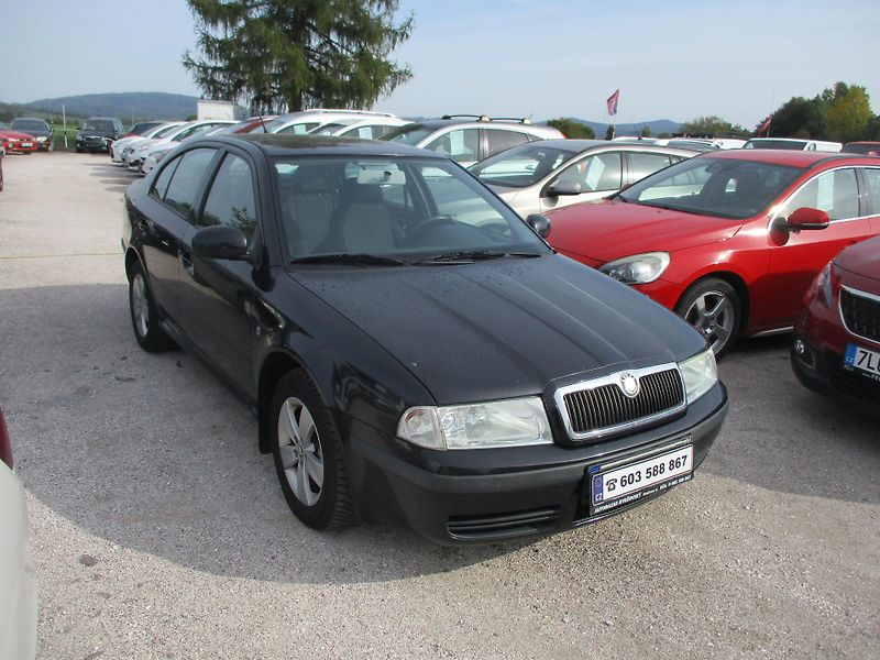 Škoda Octavia (2009) 1,9 TDi - fotka 2 z 11
