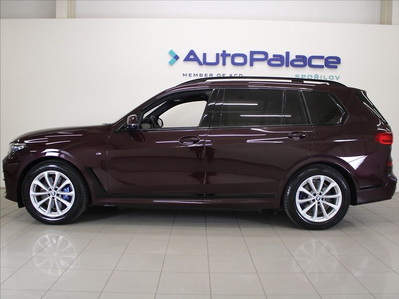 BMW X7 3,0 40xD M-paket B&W 6-míst ČR - fotka 5 z 51