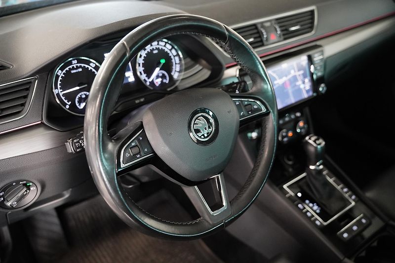 Škoda Superb - fotografie inzerátu
