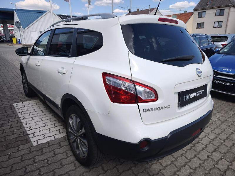 Nissan Qashqai 2010 2.0 dCi 4x2 7 MÍST (+2) - fotka 4 z 33