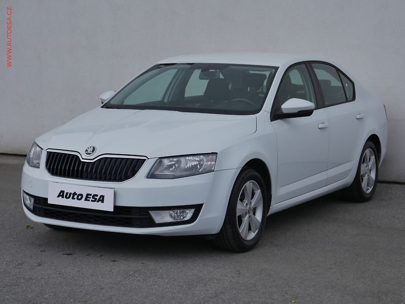 Škoda Octavia (2014) 1.2 TSi, ČR, Elegance - fotka 3 z 20