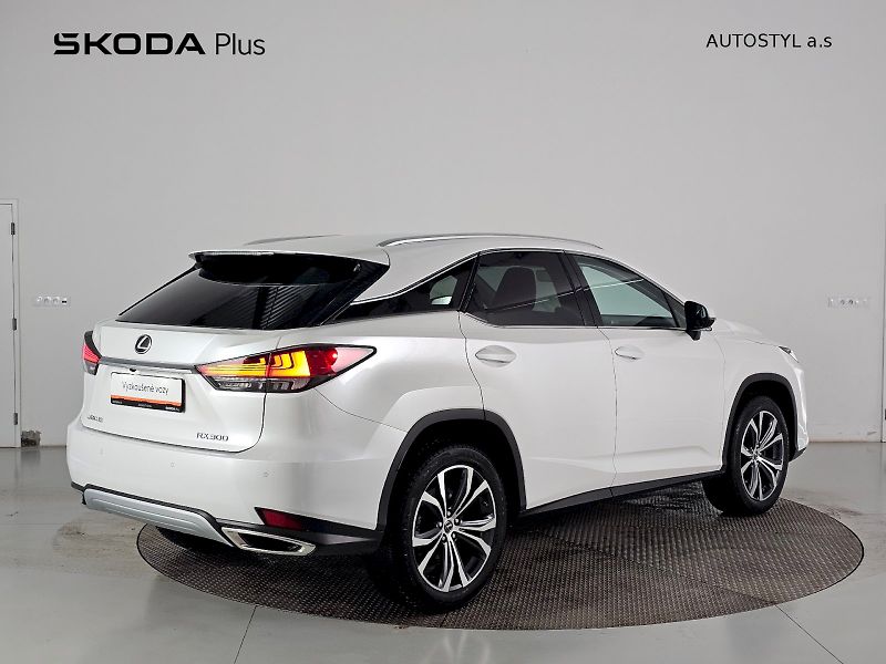 Lexus RX 400h (2022) 300 2.0T 4X4 LIMITED EDITION - fotka 2 z 30