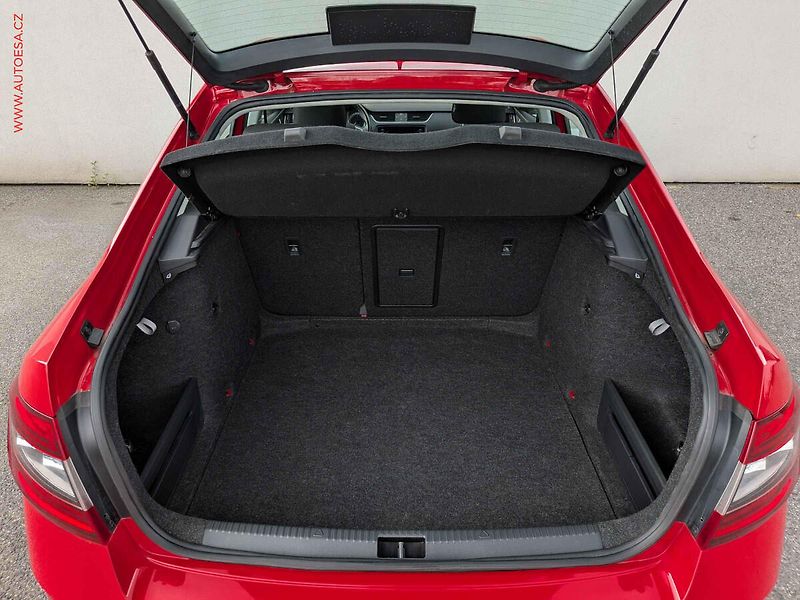 Škoda Octavia (2019) 2.0 TDi, 1.maj,ČR, Style - fotka 7 z 16