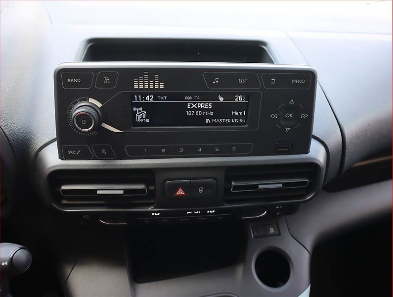 Citroën Berlingo (2019) Live 1.2 PureTech, 5Míst, SR - fotka 12 z 15