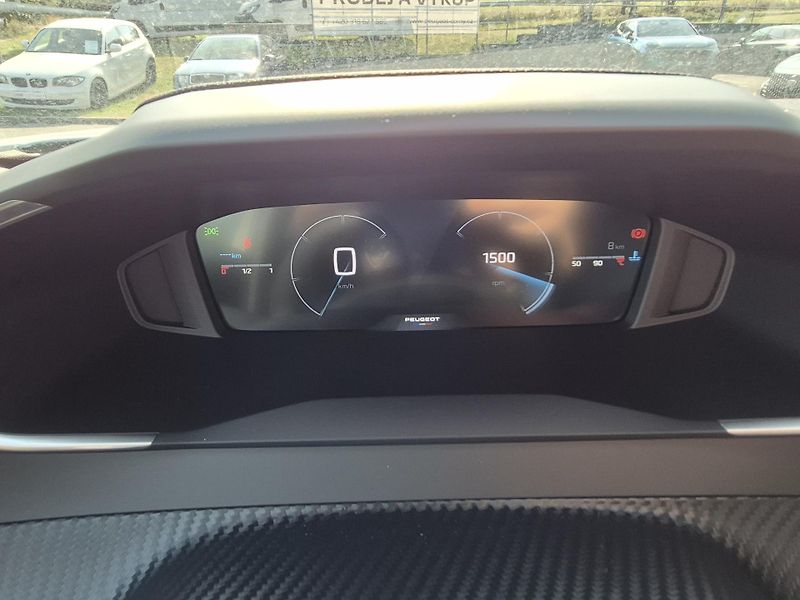 Peugeot 2008 (2026) ALLURE Turbo 100 MAN6 - fotka 16 z 23