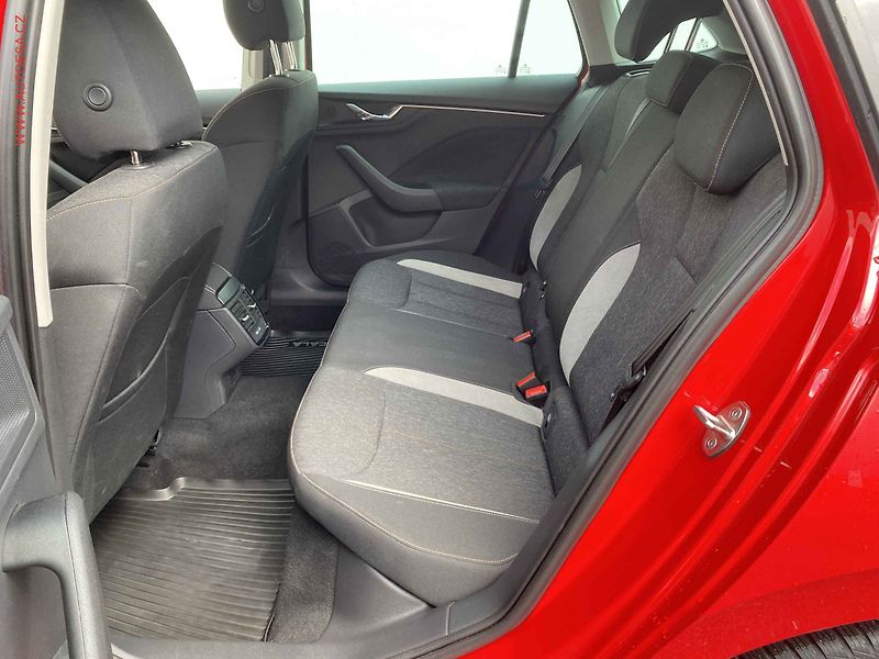 Škoda Scala (2023) 1.5 TSi, 1.maj,ČR, Style - fotka 10 z 19