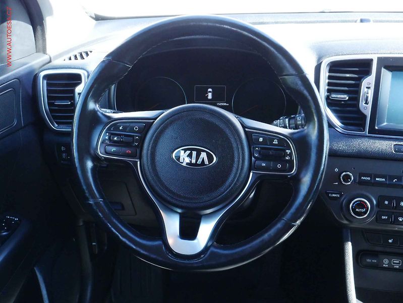 Kia Sportage (2017) 1.6 GDi, ČR, AC, TZ, výhřev - fotka 14 z 17