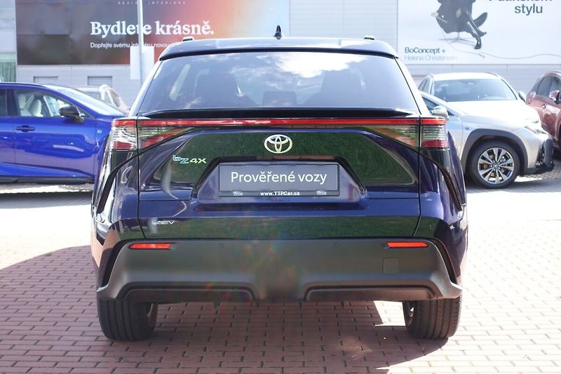 Toyota bZ4X BEV Style 73.1 kWh MC25 - fotka 5 z 33