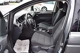 Volkswagen Touran (2017) 1.4TSI 110kw 7MÍST CLBMT APP  - náhled 21