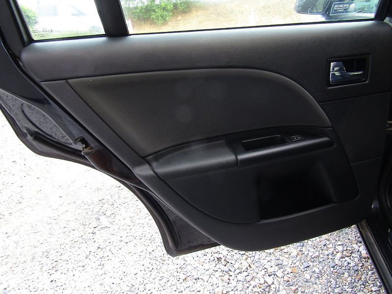 Ford Mondeo (2002) 2.0 TDCi 96kW PERFEKTNÍ STAV - fotka 19 z 36