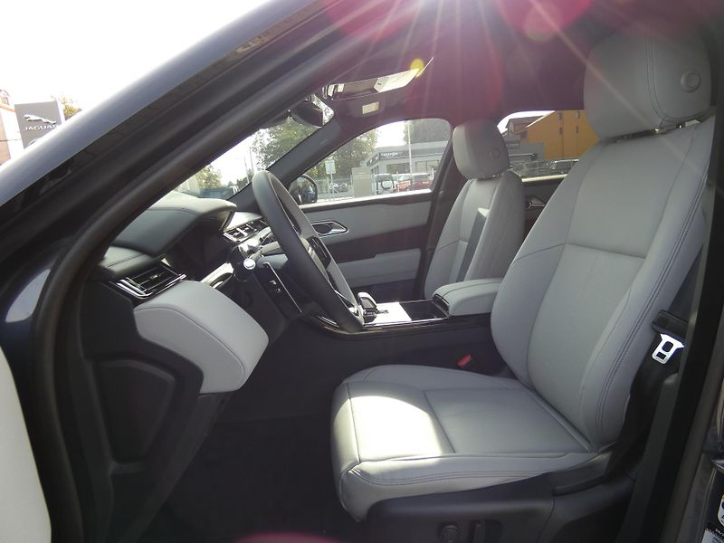 Land Rover Range Rover Velar (2026) Belgravia Edition P400e        - fotka 12 z 45