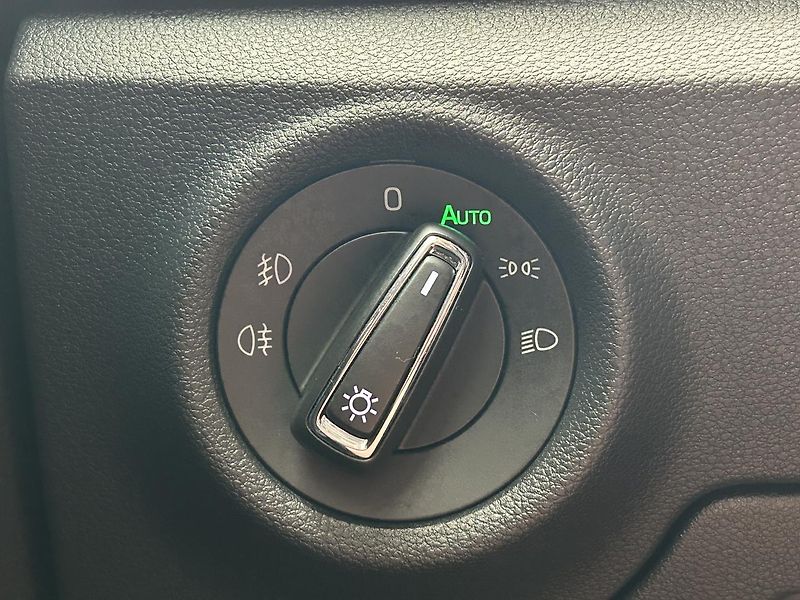 Škoda Fabia 1.0 TSI Style - fotka 13 z 27