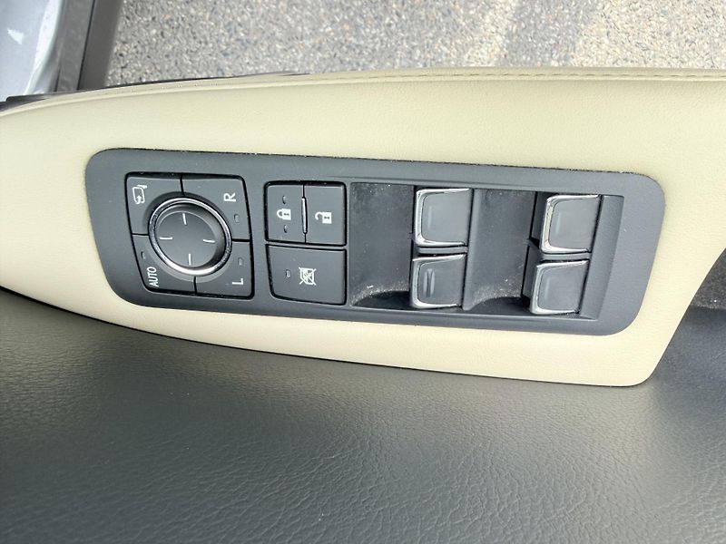 Lexus RX 450h CZ 1.majitel DPH  - fotka 30 z 44