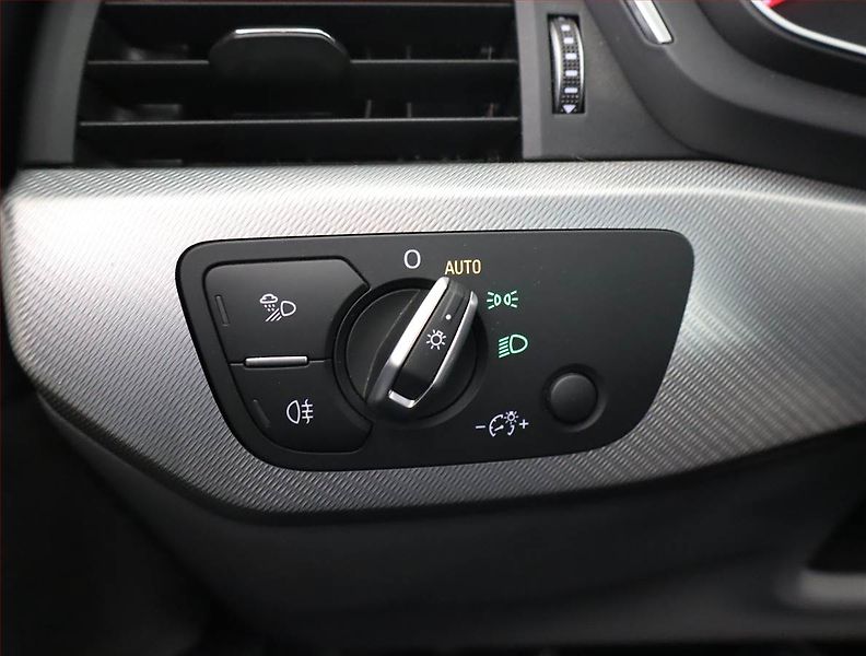 Audi A4 (2019) 40 TDI, Automat, Serv.kniha - fotka 16 z 23