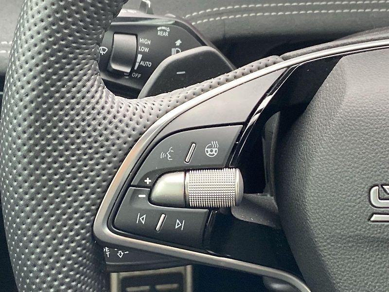 Škoda Superb (2025) Combi 2.0 TDI 4x4 DSG Sportlin - fotka 27 z 39